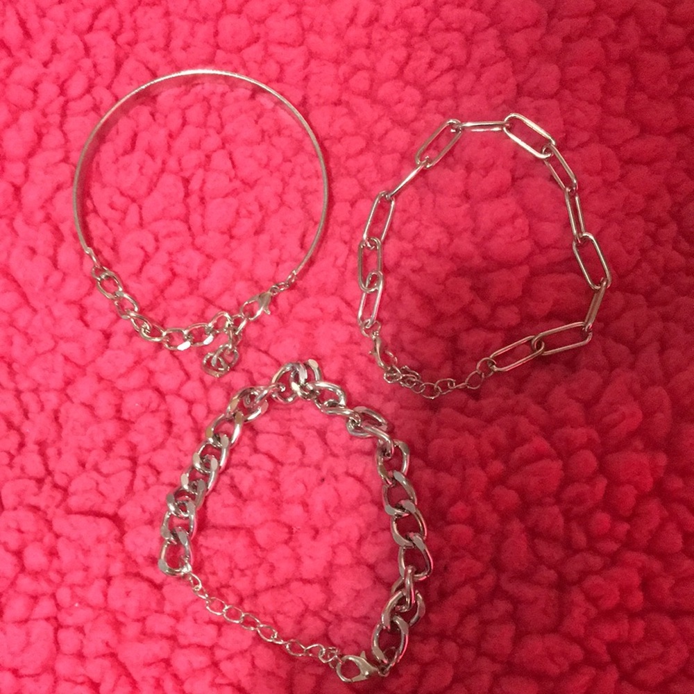 Elegant Silver Bracelet Set